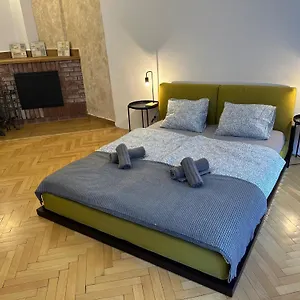 Nerudova Appartamento
