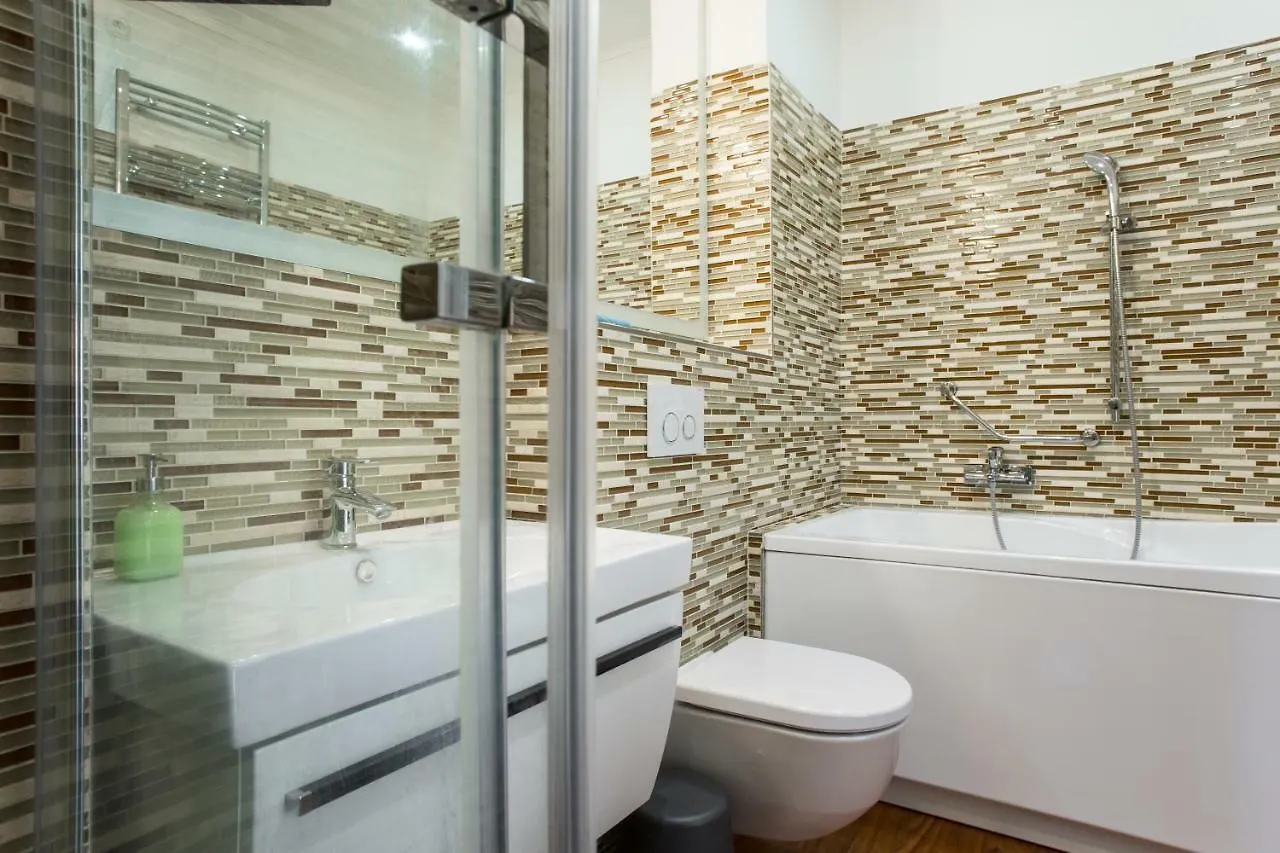 Royal Apartment Near River - Nek4Th Prague